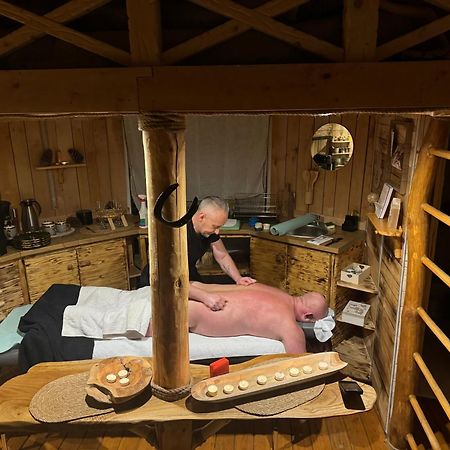 Nocleg W Koronach Drzew Кутно Экстерьер фото
